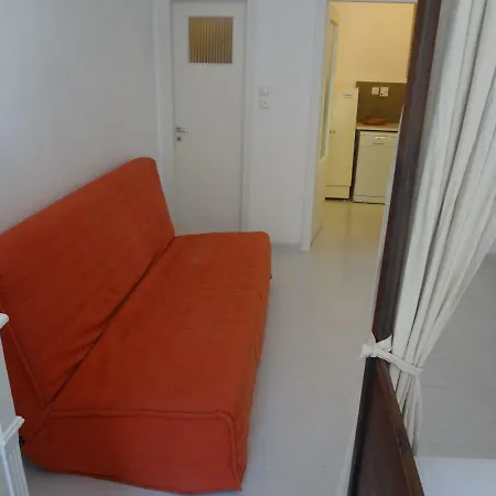 Korthi By The Seaside. Apartamento