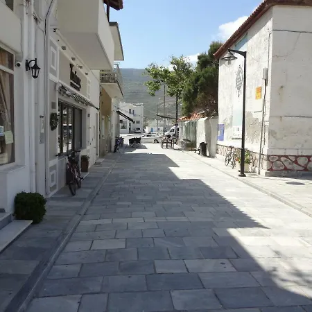 Korthi By The Seaside. Apartamento