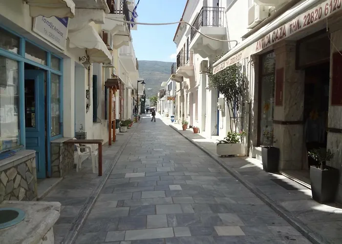 Lejlighed Korthi By The Seaside. Ormos (Andros)